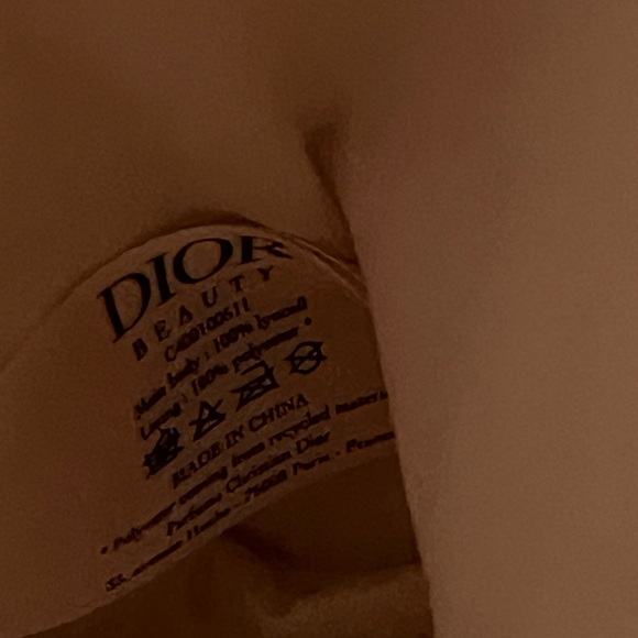 Dior Cream Bucket Bag, NEW - Picture 7 of 10